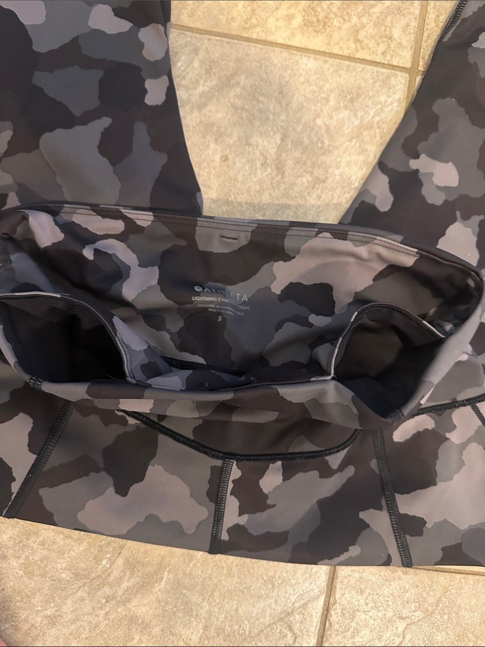 Athleta lightening Camo 7/8 Leggings - Black & Gray - Picture 6 of 6